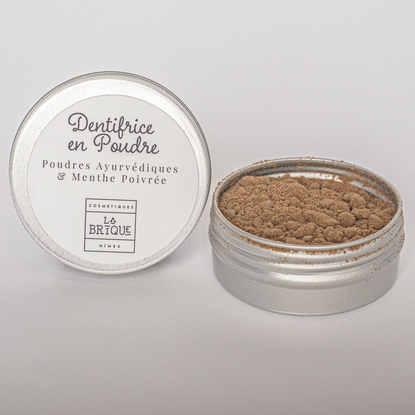 Dentifrice en poudre